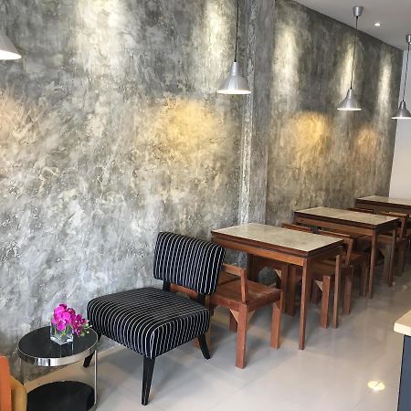 Siam Host Ratchada - Mrt Ladprao Hostel Bangkok Kültér fotó