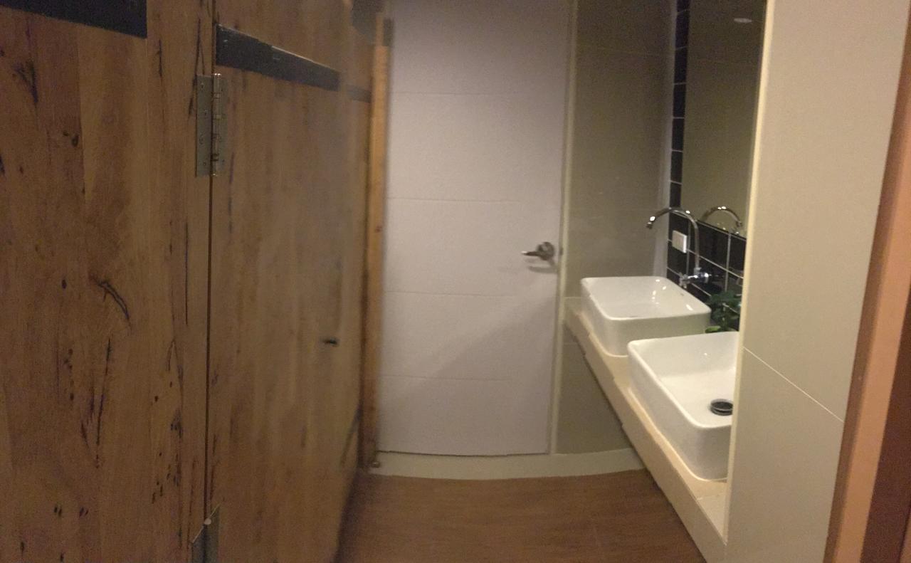 Siam Host Ratchada - Mrt Ladprao Hostel Bangkok Kültér fotó