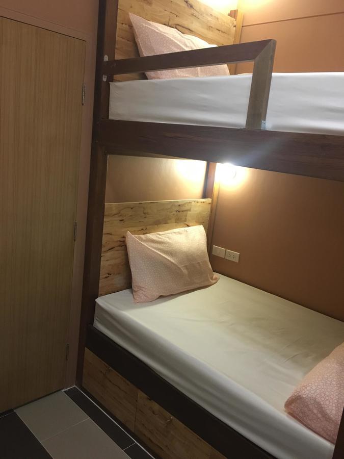 Siam Host Ratchada - Mrt Ladprao Hostel Bangkok Kültér fotó