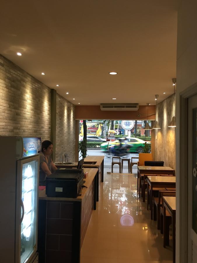 Siam Host Ratchada - Mrt Ladprao Hostel Bangkok Kültér fotó