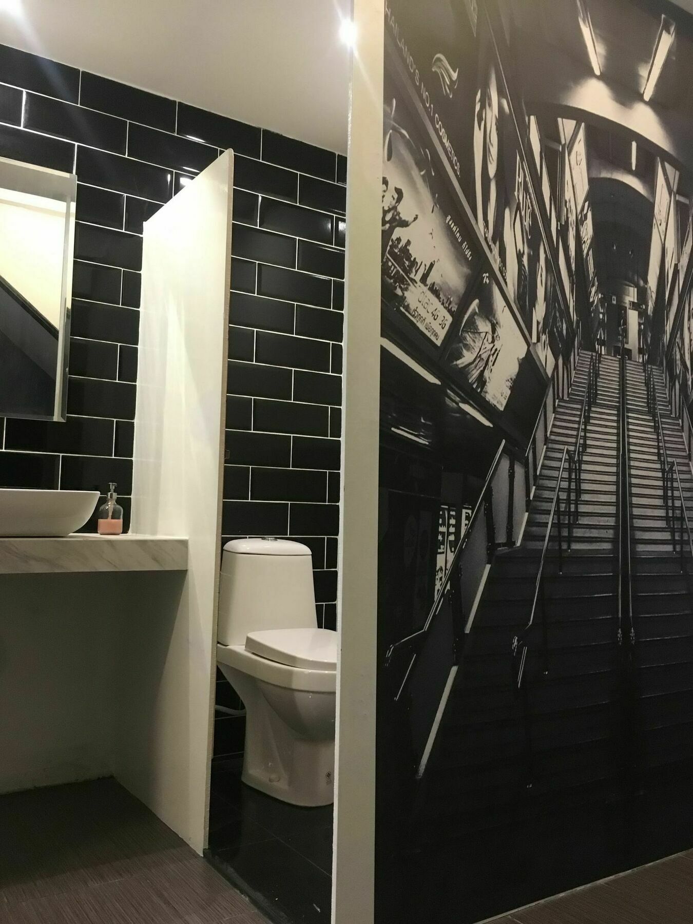 Siam Host Ratchada - Mrt Ladprao Hostel Bangkok Kültér fotó