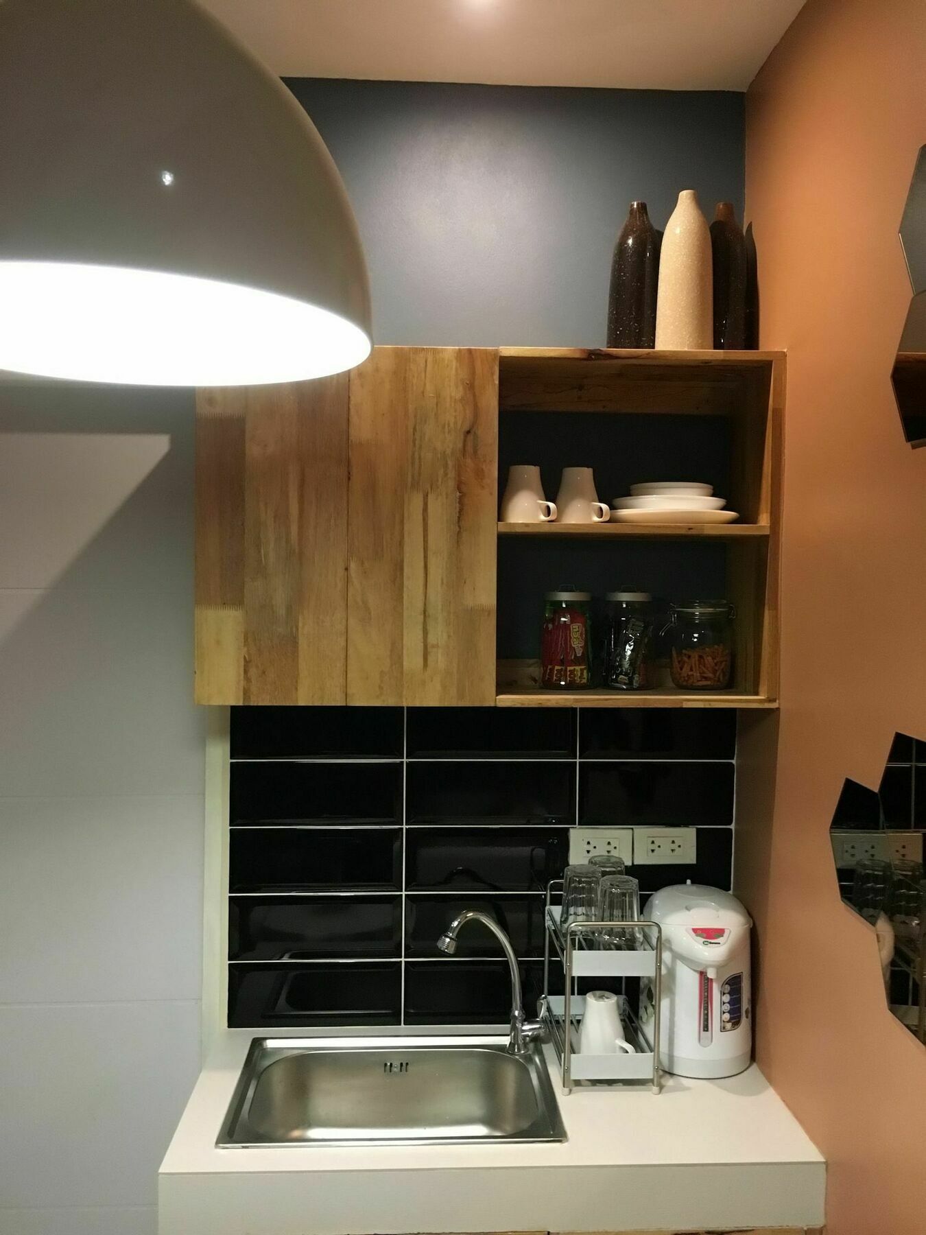 Siam Host Ratchada - Mrt Ladprao Hostel Bangkok Kültér fotó